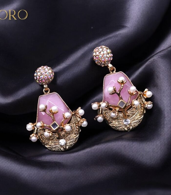 Long petal studs