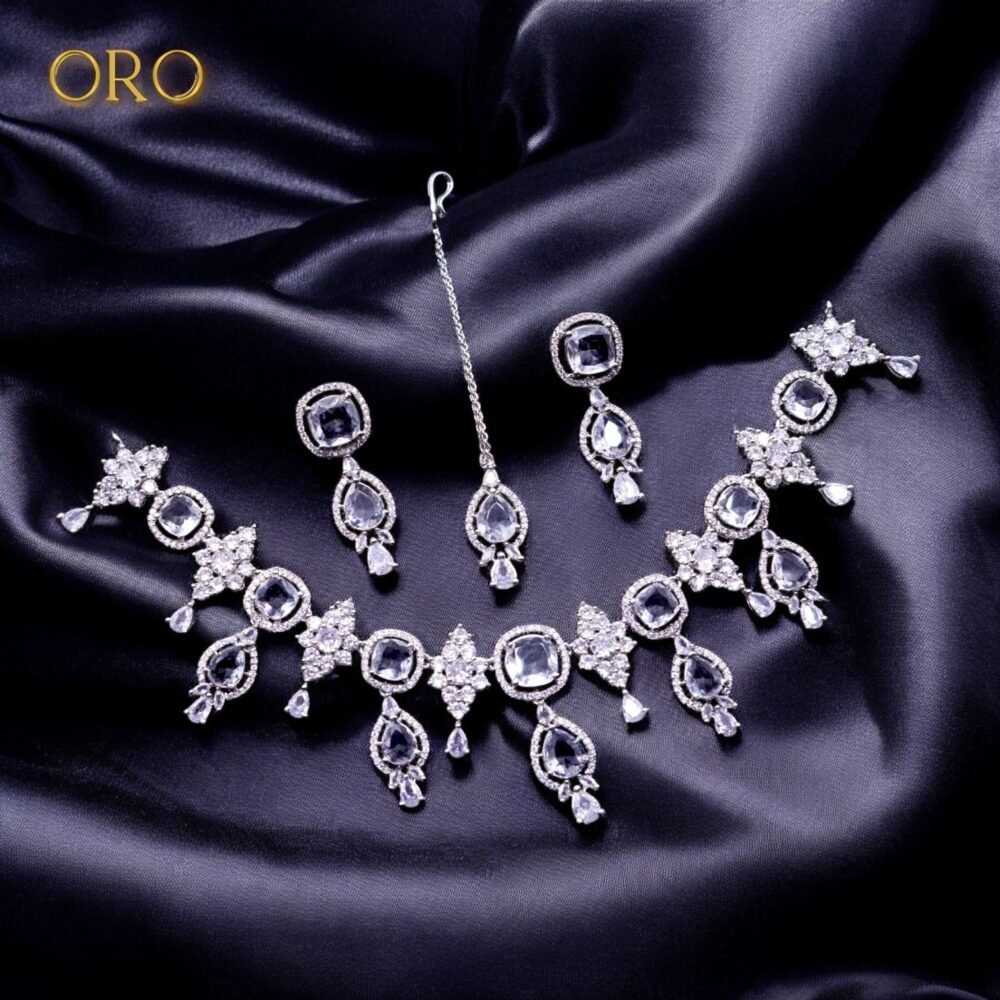 Long leaves studs