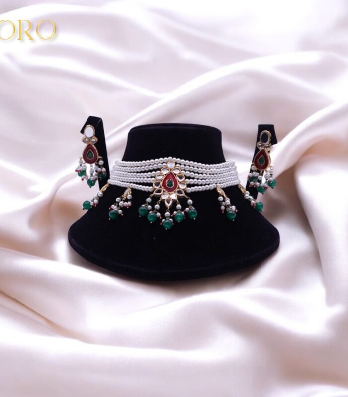 Kundan chokar set